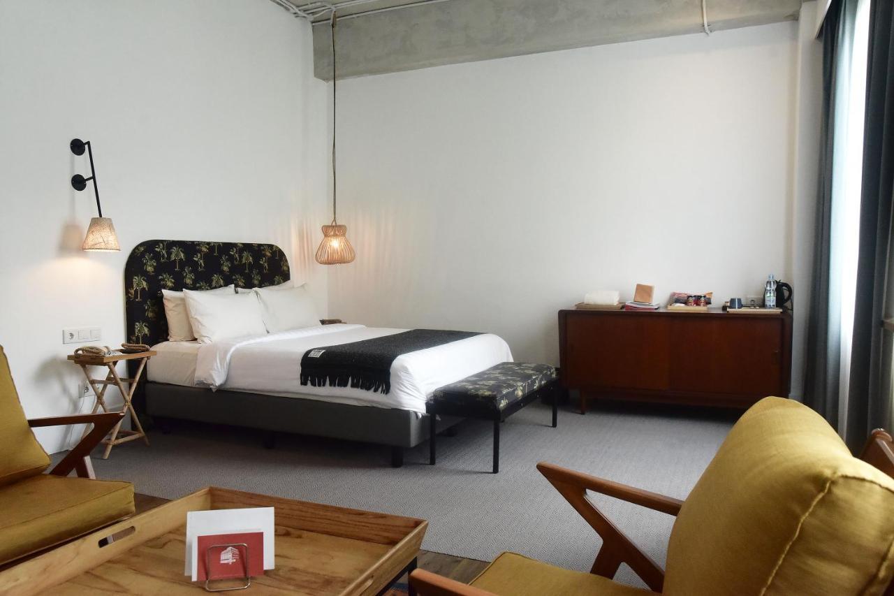 ג'קרטה Hotel Monopoli מראה חיצוני תמונה